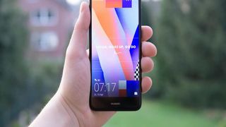 Compararea Huawei Pura 80 Pro cu alte modele populare de smartphone-uri: Descoperă pas cu pas ce inovaţii oferă!