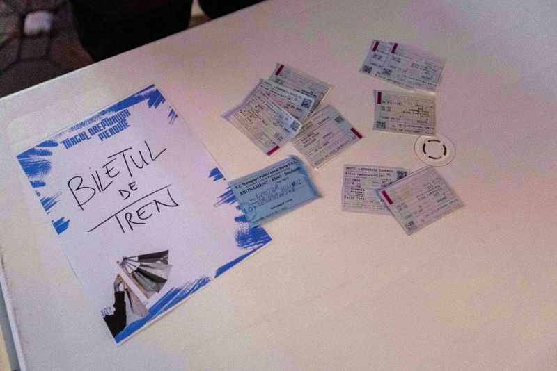 Studenti au protestat, in Piata Operei din Timisoara, fata de taierile de fonduri anuntate de ministrul Educatiei, duminica, 17 august 2025. 