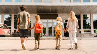 Începe sau nu școala pe 8 septembrie 2025? Nu va fi grevă generală, însă se vorbește despre boicot