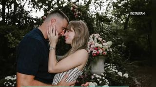 VIDEO Taylor Swift și Travis Kelce, logodiți într-un cadru de poveste