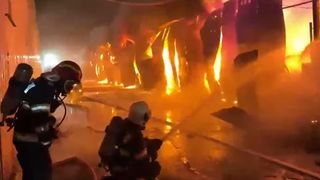 incendiu dragonul rosu, pompieri, icoana 