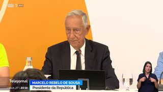 Președintele Portugaliei, la școala de vară