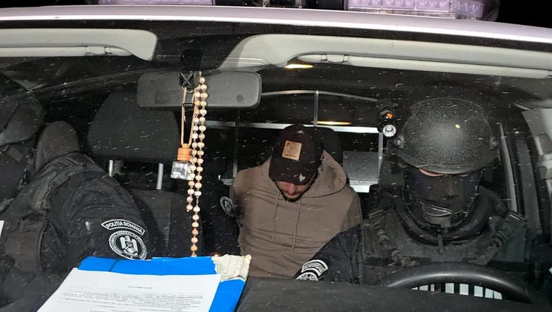 criminal otopeni, copil omorat, descindere, jandarmi 