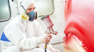 (P) Îți vopsești mașina? Află ce cantitate de vopsea auto îți trebuie