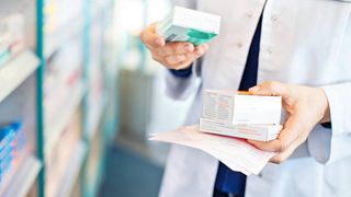 VIDEO Medicamentele compensate s-ar putea scumpi. Milioane de români, afectați