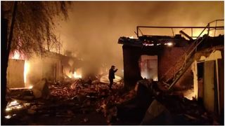 VIDEO Noi atacuri ale Rusiei în Ucraina. Mai multe clădiri în flăcări, oraș de pe Dunăre bombardat masiv