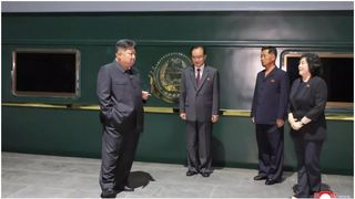 VIDEO Kim Jong-un, liderul suprem din Coreea de Nord, a ajuns cu trenul blindat &icirc;n China. Alianța anti-Occident, mesaj comun de la Beijing
