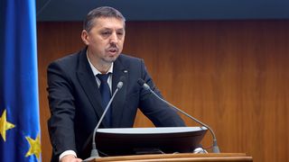 AUR îi declară război lui Daniel David! Partidul strânge semnături pentru depunerea unei moțiuni față de ministrul Educaţiei