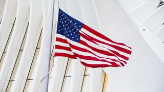 Schimbare de reguli pentru re&icirc;nnoirea vizelor. Ambasada SUA la București, anunț important pentru cei care vor să ajungă peste Ocean 