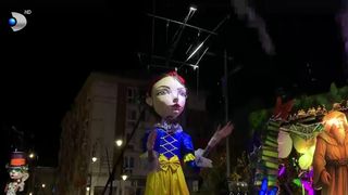 VIDEO &bdquo;E absolut minunat&rdquo;. Parada păpușilor gigant la Craiova