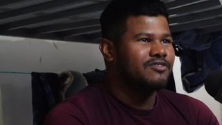 VIDEO T&acirc;nărul livrator lovit de un bucureștean, poveste de viață impresionantă. Ce spune Ismail despre Rom&acirc;nia după ce a fost băgat &icirc;n spital. Atacatorul, scos din arest și audiat