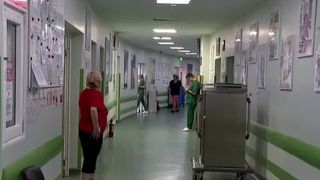 VIDEO Pacienții pot semnala trimiterea la privat și pot evalua serviciile spitalelor direct de pe patul instituției medicale