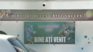 VIDEO Revoltă în București: Părinții cer „taxă” pentru profesori mai buni la o școală de stat