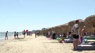 VIDEO Vremea frumoasă atrage turiștii pe litoral