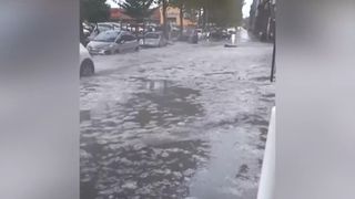 VIDEO Toamna începe cu fenomene meteo extreme în Europa. Se anunță grindină, inundații și vânt puternic