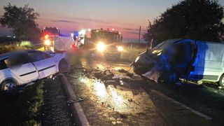 Carnagiu pe o șosea din Bihor: 3 oameni și-au pierdut viața într-un accident cumplit. Imagini cutremurătoare