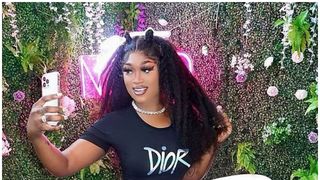 VIDEO Influencera provocatoare Lola Doll, în stare critică după ce a fost împușcată în fața casei