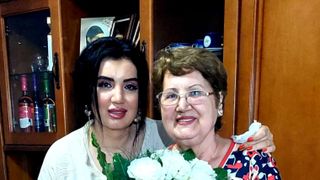 A murit mama Adrianei Bahmuțeanu. Sora vedetei a făcut anunțul: „Mama mea frumoasă!”