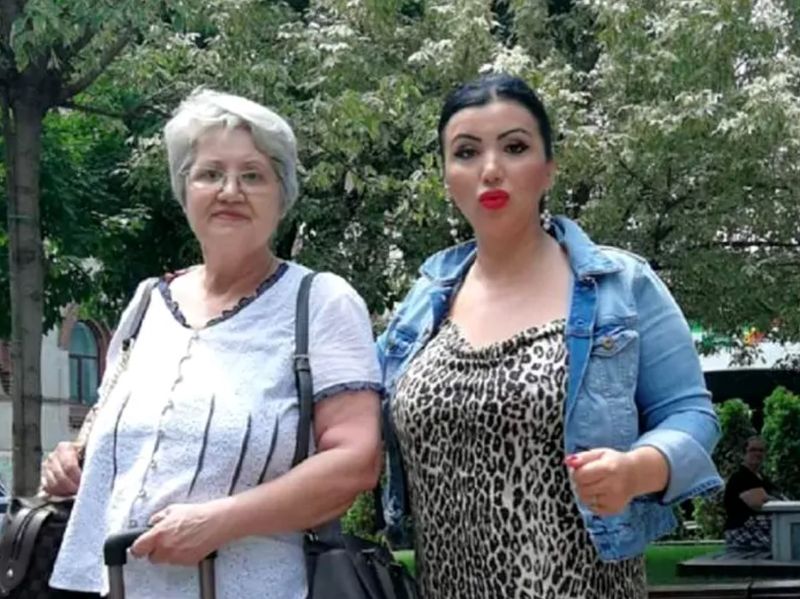 adriana bahmuteanu mama, adriana bahmuteanu familie 