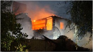 Un nou atac violent al Rusiei în Ucraina. "Risc serios" la centrala nucleară de la Zaporojie