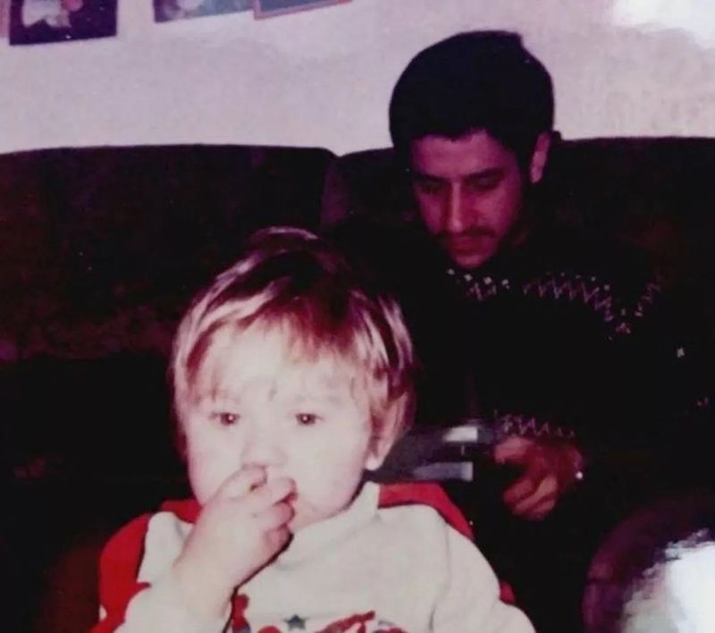 Fotografie cu tatăl și fiul când David avea doar 5 ani