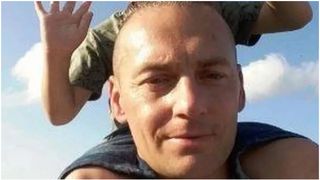 Tatăl a murit la înmormântarea fiului său. Inima nu i-a mai rezistat de durere