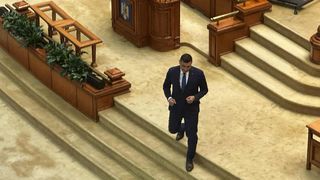 AUR cere demiterea ministrului Educației, Daniel David