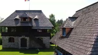 Casele restaurate de familia Tupiță