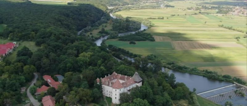 Castelul Kemeny, povestea unui muzeu ce îți dă fiori