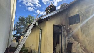 Incendiu violent la o biserică din Timiș: 35 de copii și 4 profesori, evacuați