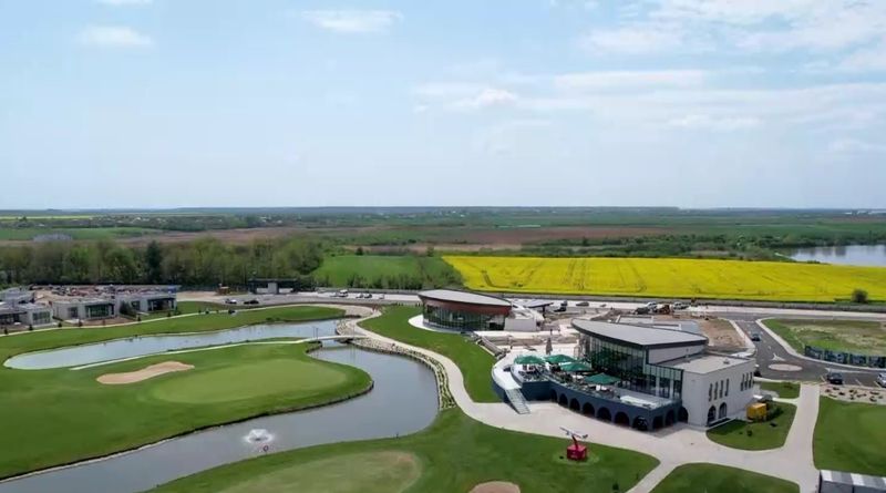Cel mai mare teren de golf din estul Europei