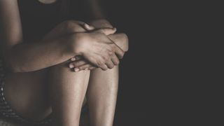 O angajată a unui hotel din Alba Iulia ar fi fost abuzată de un presupus client