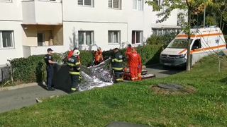 VIDEO Moarte cutremurătoare pe o stradă din Cluj-Napoca. Un bărbat de 37 de ani a pierit după ce s-a prăbușit de la etajul 9