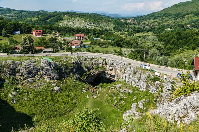 Podul lui Dumnezeu din județul Mehedinți