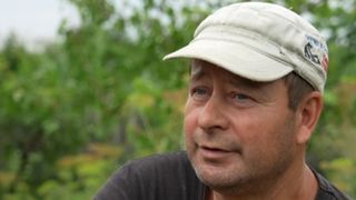 Sate pustii, oameni singuri