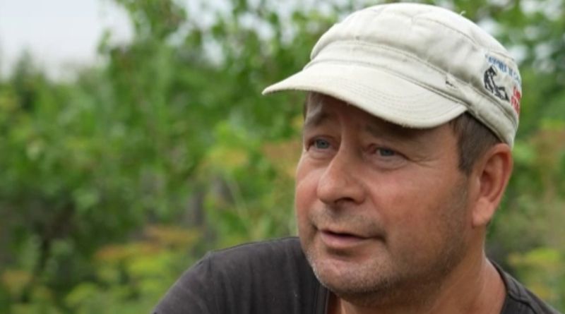 Sate pustii, oameni singuri