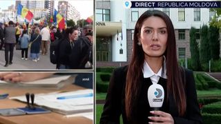VIDEO Republica Moldova se pregătește de un vot crucial. Mii de moldoveni din Chișinău au ieșit în stradă