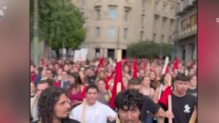 VIDEO Grevă generală &icirc;n Atena! Grecii protestează masiv &icirc;mpotriva extinderii zilei de muncă la 13 ore