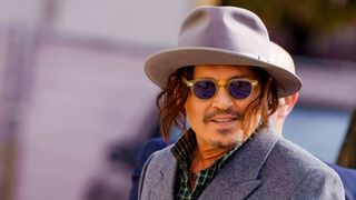 VIDEO Apariții spectaculoase la Săptăm&acirc;na Modei de la Paris. Johnny Depp, pentru prima dată la eveniment după 30 de ani