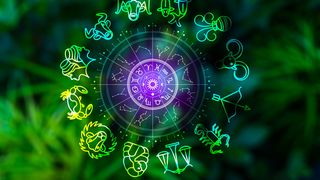 Horoscop 7 octombrie 2025: Luna Plină ne provoacă să fim mai atenți la semnalele interioare