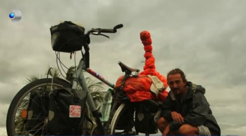 Rareș a călătorit 25.000 de km pe bicicletă