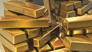 Prețul aurului a explodat și a atins un nou record. Cu câți lei se vinde gramul de aur azi