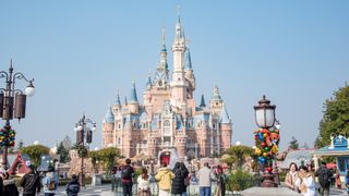 O femeie a murit la Disneyland după vizita la „Casa Bântuită”. Ce s-a întâmplat cu atracția turistică după tragedie