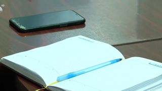 VIDEO „Au fost foarte deschiși”. Bunicii din Oradea, în pas cu tehnologia