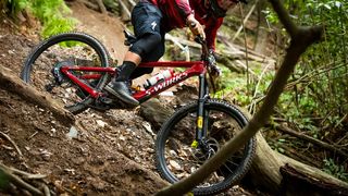 (P) &Icirc;n vacanță cu bicicleta Full Suspension &ndash; cum alegem destinațiile potrivite?