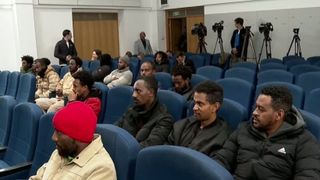 Străinii din România trec de la scutere la mașini: provocările viitorilor șoferi de ride-sharing în traficul aglomerat al Capitalei