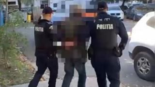 VIDEO Bărbat de 61 de ani din Craiova, reținut pentru tâlhărie