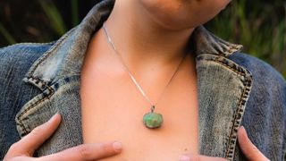 (P) Coliere din Pietre Semiprețioase pentru Trezirea Spirituală: Descoperă-ți Sinele Superior cu Ajutorul Cristalelor Vindecătoare