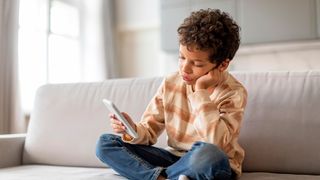 VIDEO „A observat că are efect asupra părinților”. Furia copiilor. Când e semnal de alarmă