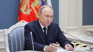 Vladimir Putin a ordonat noi teste nucleare și le-a urmărit de la distanță